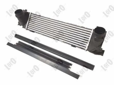 Радиатор интеркулера BMW 3 (F30/F80)/4 (F33/F83) 11- N20/N26/B38 DEPO 0040180013
