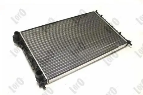 Радиатор воды Doblo 1.9D/1.4i/1.6i 01- -AC (700x306x26) DEPO 016-017-0019