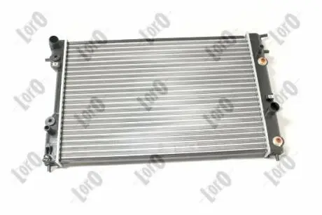 Радиатор охлаждения двигателя Omega B 2.5-3.2V 94>03 DEPO 037-017-0056