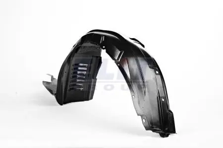Пластиковий підкрилок LKQ 8117 387