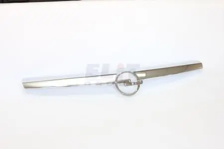 Решетка радиатора LKQ KH5052 991