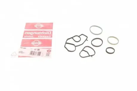 Прокладка радіатора масляного Citroen Berlingo/Peugeot Expert 1.6 HDi 07- (к-кт) ELRING 747.080