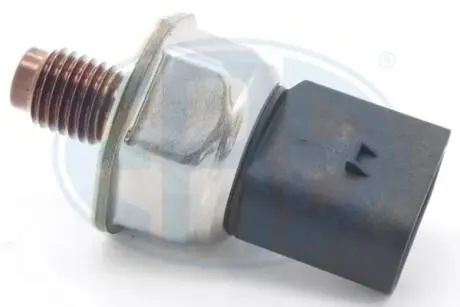 Автозапчасть ERA 551326