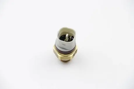 Датчик включения вентилятора VW GOLF III/IV, OCTAVIA, AUDI A3 1.0-2.9 90-06 FACET 7.5197