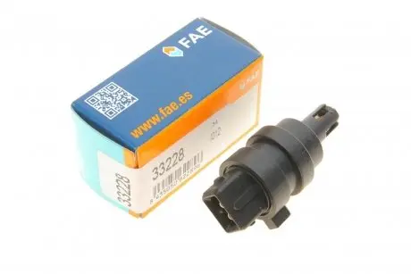 Датчик температуры впуска воздуха VW LT II 2.5SDI/T4 2.0/2.5 90-06 FAE 33228
