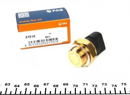 Датчик включения вентилятора VW Caddy II 1.4-1.9D 94-04 (2 конт.) (95-85°C) FAE 37210