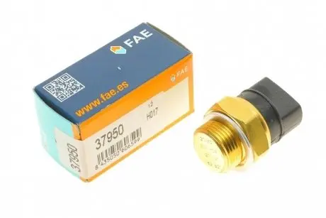 Датчик включения вентилятора VW T3/T4 82-95 (3 конт.) (93-82/87-76°C) FAE 37950