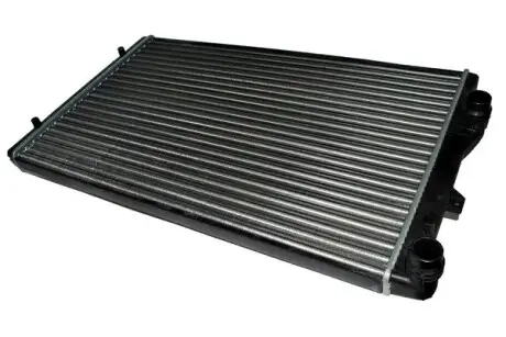 Радіатор охолодження SKODA OCTAVIA/CADDY/PASSAT 04- FPS FP 62 A470-P