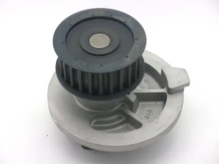 Помпа Lacet,Tacuma,Leg 1.8-2.0 GMB GWDW18A