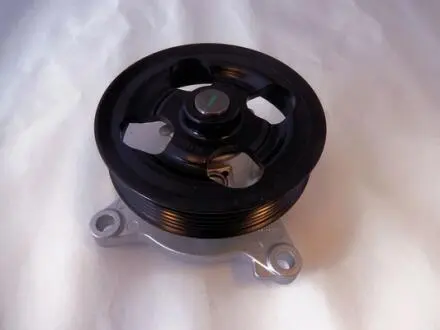 Насос водяной двигателя GMB GWN104A