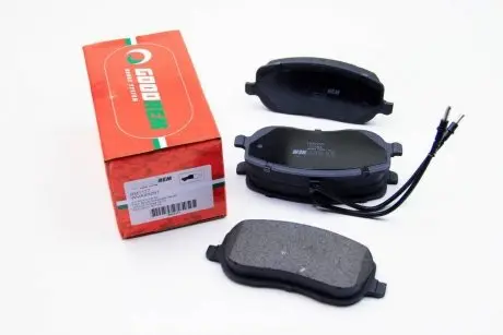 Тормозные колодки перед. Jumpy/Scudo/Expert 00- (Lucas) GOODREM RM1177