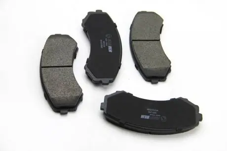 Тормозные колодки перед. Mitsubishi Grandis 04-11/Pajero 90- (sumitomo) GOODREM RM1235