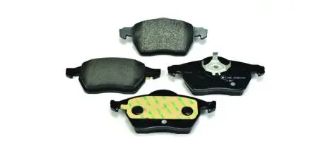 Гальмівні колодки, дискове гальмо (набір) HELLA 8DB355006921