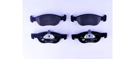 Тормозные колодки, дисковый тормоз.) HELLA 8DB355010181