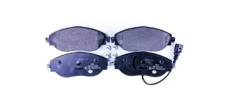 Гальмівні колодки, дискове гальмо (набір) HELLA 8DB355015921