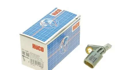 Датчик ABS (задний) VW Caddy III/IV 10-/Touareg/ Porsche Cayenne 02-10 (L) (HÜCO) HITACHI 131446
