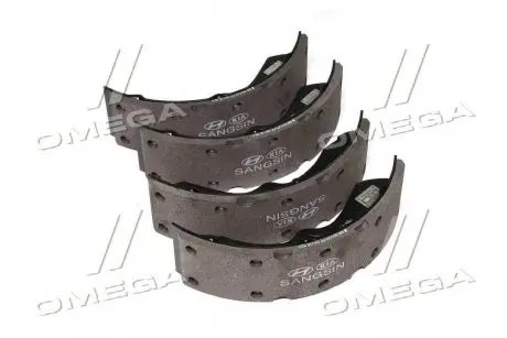Колодки гальмівні задні барабанні Hyundai HD250/350 -98/HD45/HD46/HD65/HD72/HD78 04- (Mobis) Hyundai/Kia/Mobis 5830545A53