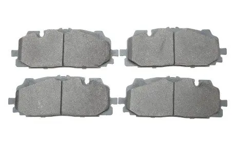 Колодки гальмівні (передні) Audi A5/Q7 2.0-3.0 D 15-/VW Touareg 17- (Akebono) KAVO KBP10039