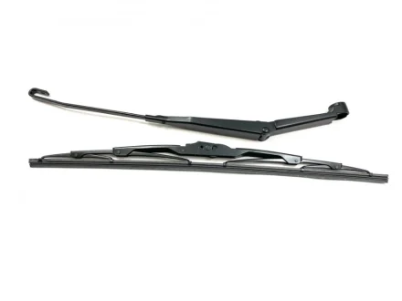Рычаг стеклоочистителя в сборе R Geely CK/CK2 KLM KLM Autoparts 1702046180