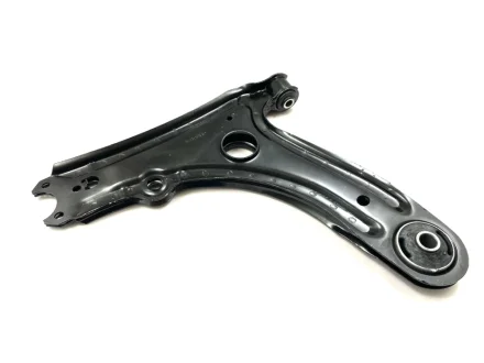 Важіль перед. Amulet Forza (без ш/о) KLM KLM Autoparts A11-2909010