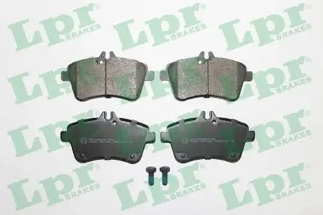 Комплект передних тормозных колодок LPR 05P1243