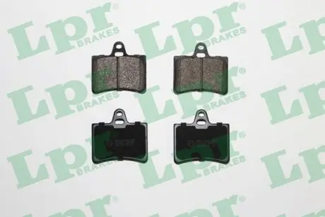 Тормозные колодки дисковые LPR 05P800