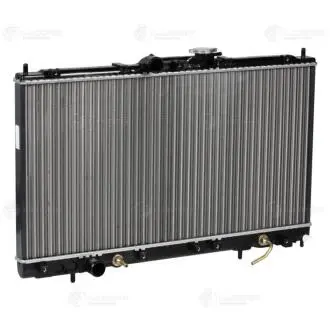 Радіатор охолодження Mitsubishi Galant (96-) 2.0i/2.4i/2.5i AT (LRc 11120) Luzar LRC11120