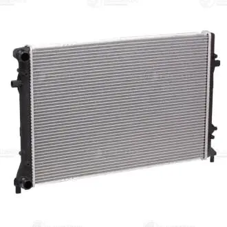 Радиатор охлаждения для а/м VW Passat (05-)/Audi A3 (03-) 3.2i/3.6i (LRc 18182) Luzar LRC18182