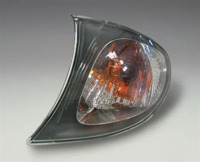 Лампа сигналу повороту переднього Прав (білий, PY21W) BMW 3 E46 Седан / Універсал 06.01-12.07 MAGNETI MARELLI 715010723906