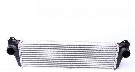 Радиатор интеркулера Vito (W639) 2.0-3.0 CDI 10- MAHLE / KNECHT CI 150 000P (фото 1)