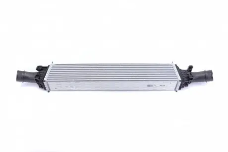 Радиатор интеркулера Audi A4/A5/A6/Q5 1.8-2.0TDI 07- MAHLE MAHLE / KNECHT CI 170 000P