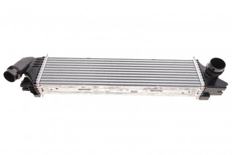 Радиатор интеркулера Opel Vivaro 1.6 CDTi/Renault Trafic 16 dCi 14- (650x157x64) MAHLE / KNECHT CI 31 000P (фото 1)