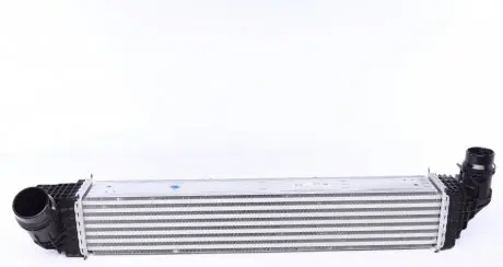 Радиатор интеркулера MAHLE / KNECHT CI478000P