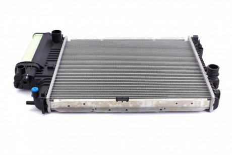 Радиатор охлаждения BMW 5 (E39) 2.0/2.3/2.8i 97-03 MAHLE / KNECHT CR 251 000S (фото 1)