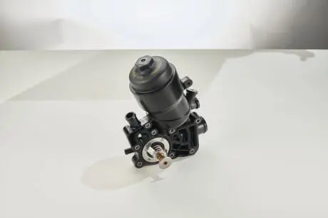 Корпус масляного фильтра VW Touareg/Audi Q7 3.0 TDI 07-18 (с термостатом) MAHLE MAHLE / KNECHT OF 181/14