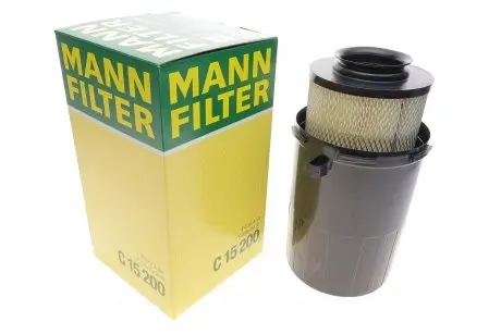 Фильтр воздушный MB 208D-410D 2.3d/2.9d 88-96/Evobus O100 94-96 (в корпусе) -FILTER MANN C 15 200