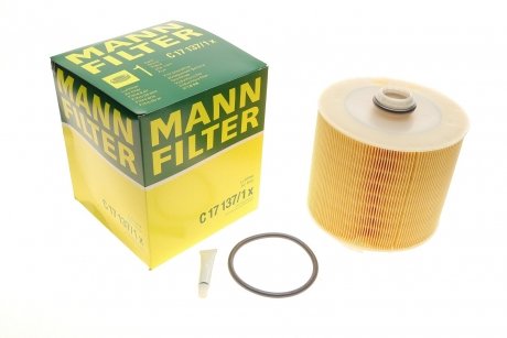 Фільтр повітряний Audi A6 2.4-4.2 04-11 -FILTER MANN C 17 137/1 X (фото 1)