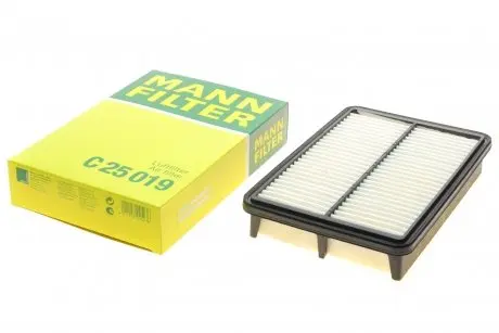 Фільтр повітряний Hyundai Tucson/ Kia Cerato/Sportage 04- -FILTER MANN C 25 019 (фото 1)