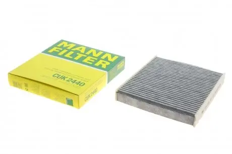 Фильтр салона Ford Focus 1.6i-2.0TDCI 04- (угольный) -FILTER MANN CUK 2440