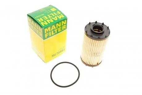 Фильтр масляный Audi A4/A5 3.0 quattro 16-/VW Touareg 3.0TSI 18- -FILTER MANN HU 7049 Z