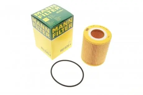 Фильтр масляный Citroen C5/Peugeot 407 3.0HDI 09-/Land Rover Discovery/Range Rover Sport 3.0TD 09- -FILTER MANN HU 826 X
