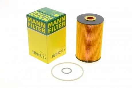 Фильтр масляный Audi A8 3.3 TDI Quattro 00-02 -FILTER MANN HU 942/1 X