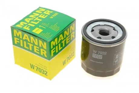 Фільтр масляний Renault Kangoo 1.5dCi 10- -FILTER MANN W 7032
