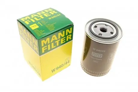 Фильтр масляный Audi A4/VW Passat 94-01 -FILTER MANN W 940/44