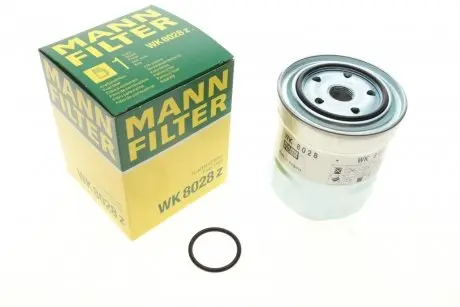 Фільтр паливний Toyota Corolla/Auris 1.4/2.0 D 07- (з прокладкою) -FILTER MANN WK 8028 Z