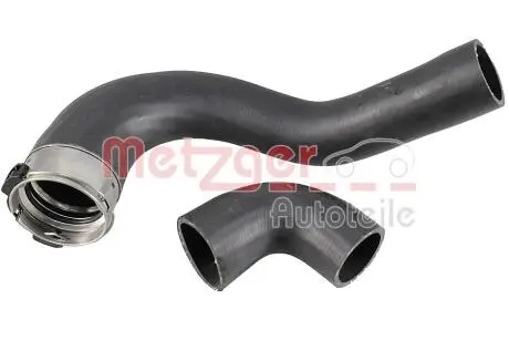 Патрубок системы охлаждения Renault Master III/Opel Master 2.3 CDTI 16- METZGER 2400830