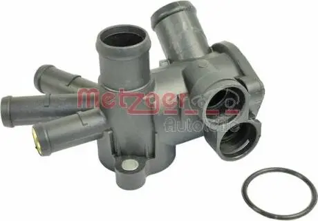 Фланец системы охлаждения пластиковый METZGER 4010019