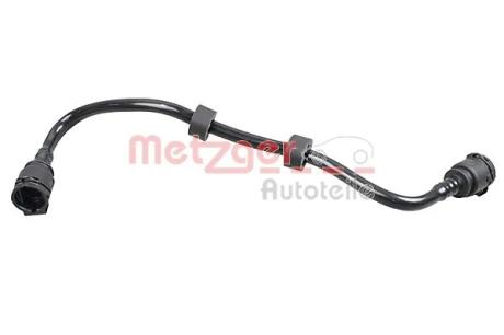 Патрубок системи охолодження гумовий з фітингами METZGER 4010361