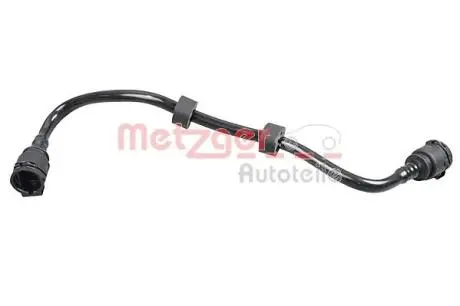 Патрубок системи охолодження гумовий з фітингами METZGER 4010361