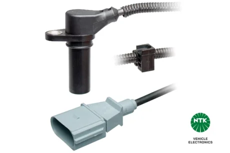 Датчик положення колінчастого вала AUDI A4 B6, SEAT ALHAMBRA, CORDOBA, IBIZA III, SKODA FABIA I, FABIA II, ROOMSTER, VW BORA I, PASSAT B5, PASSAT B5.5, POLO IV, SHARAN 1.9D/2.0D 09.95- NGK 81163